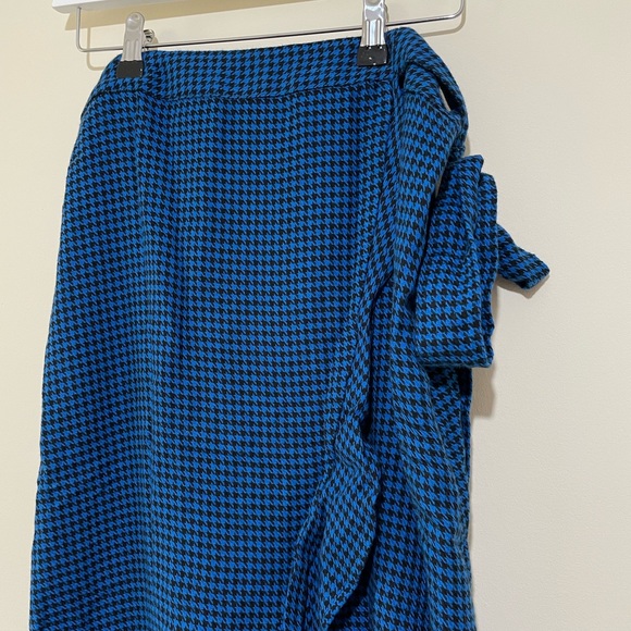 Hush Zuri Blue Black Houndstooth Check Ruffle Frill Wrap Skirt Size 10 Midi - Picture 3 of 9